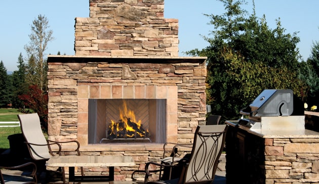 Outdoor Fireplace in Little Rock, AR